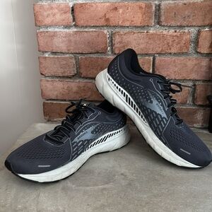 Brooks Adrenaline 21 men’s size 12.5 black & Grey sneakers